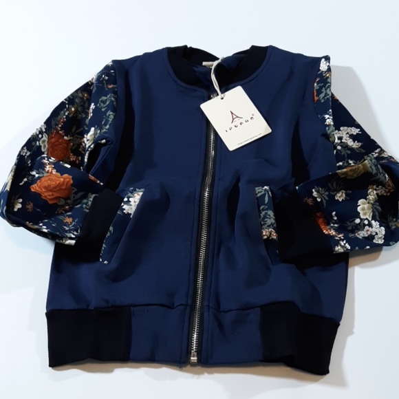 Size 8 Zipper Sweater Blue Floral Print Sleeves - Picture 1 of 3